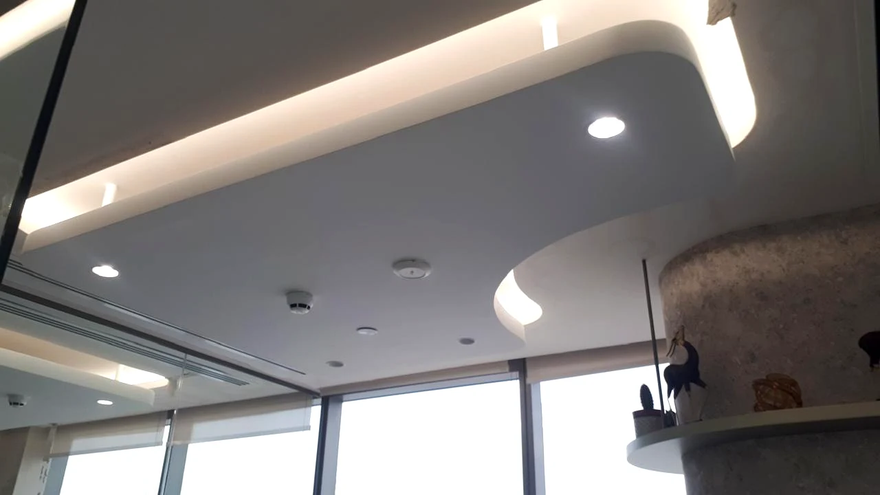 Ceiling Feature